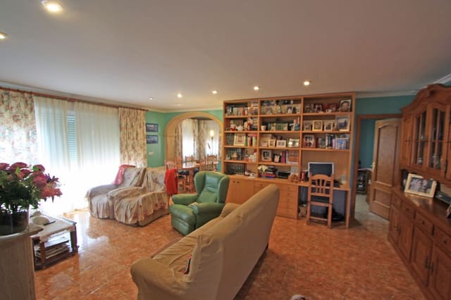 4 soverom Villa til salgs i Dénia med svømmebasseng garasje - € 775 000 (Ref: 10185896)