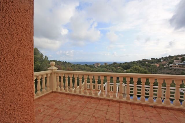 4 soverom Villa til salgs i Dénia med svømmebasseng garasje - € 775 000 (Ref: 10185896)