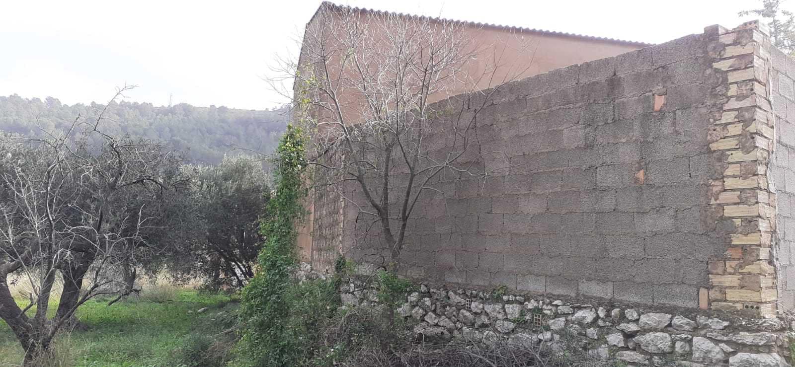 Grunde uden byggetilladelser til salg i Orba - € 85.000 (Ref: 4949417)