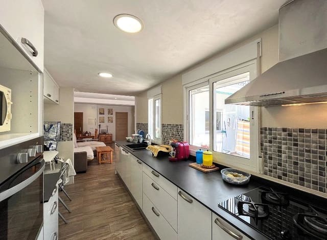 3 chambre Appartement à vendre à Orba - 140 000 € (Ref: 6441375)