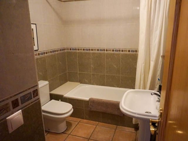 3 bedroom Townhouse for sale in Benimaurell, Vall de Laguart - € 150,000 (Ref: 7384899)