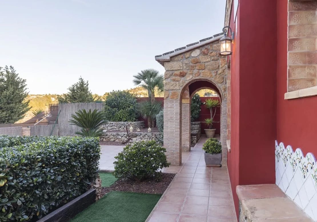 10 slaapkamer Finca/Landhuis te koop in Jalon / Xalo met zwembad garage - € 1.550.000 (Ref: 7489336)