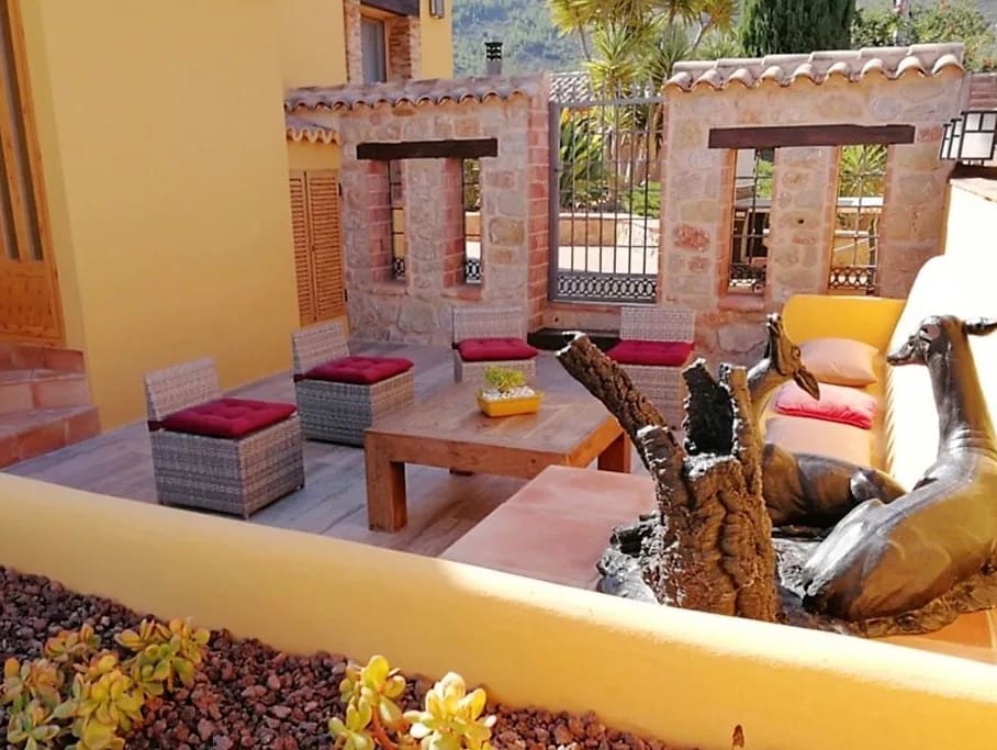 10 slaapkamer Finca/Landhuis te koop in Jalon / Xalo met zwembad garage - € 1.550.000 (Ref: 7489336)