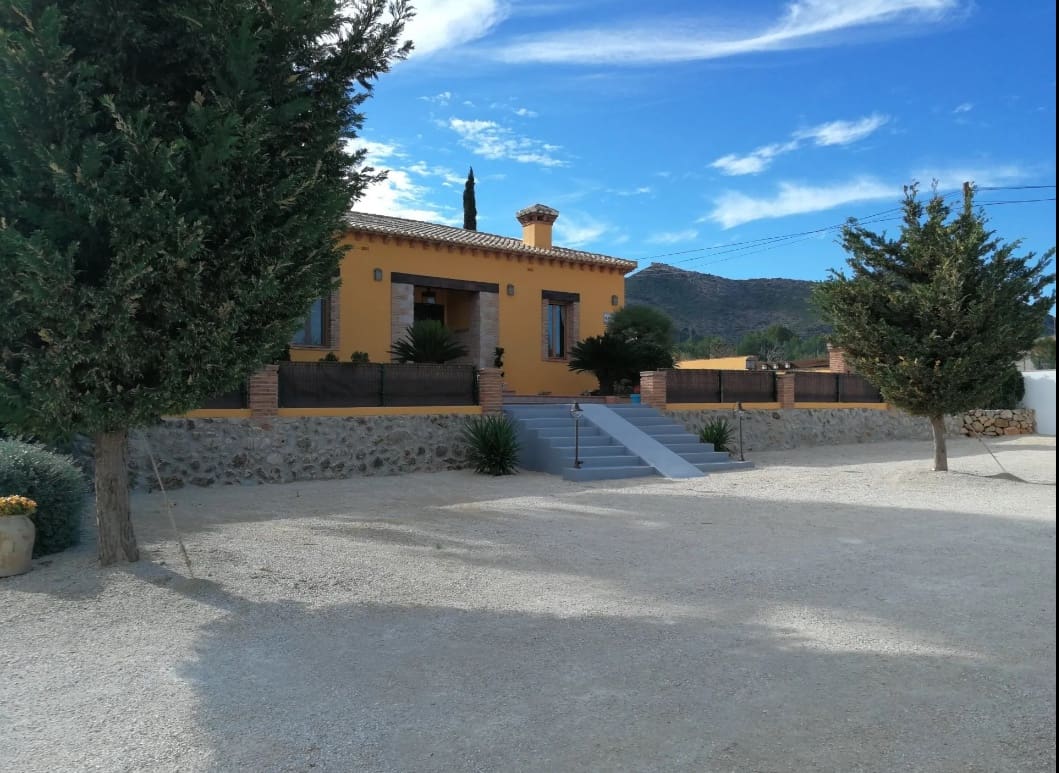 10 slaapkamer Finca/Landhuis te koop in Jalon / Xalo met zwembad garage - € 1.550.000 (Ref: 7489336)