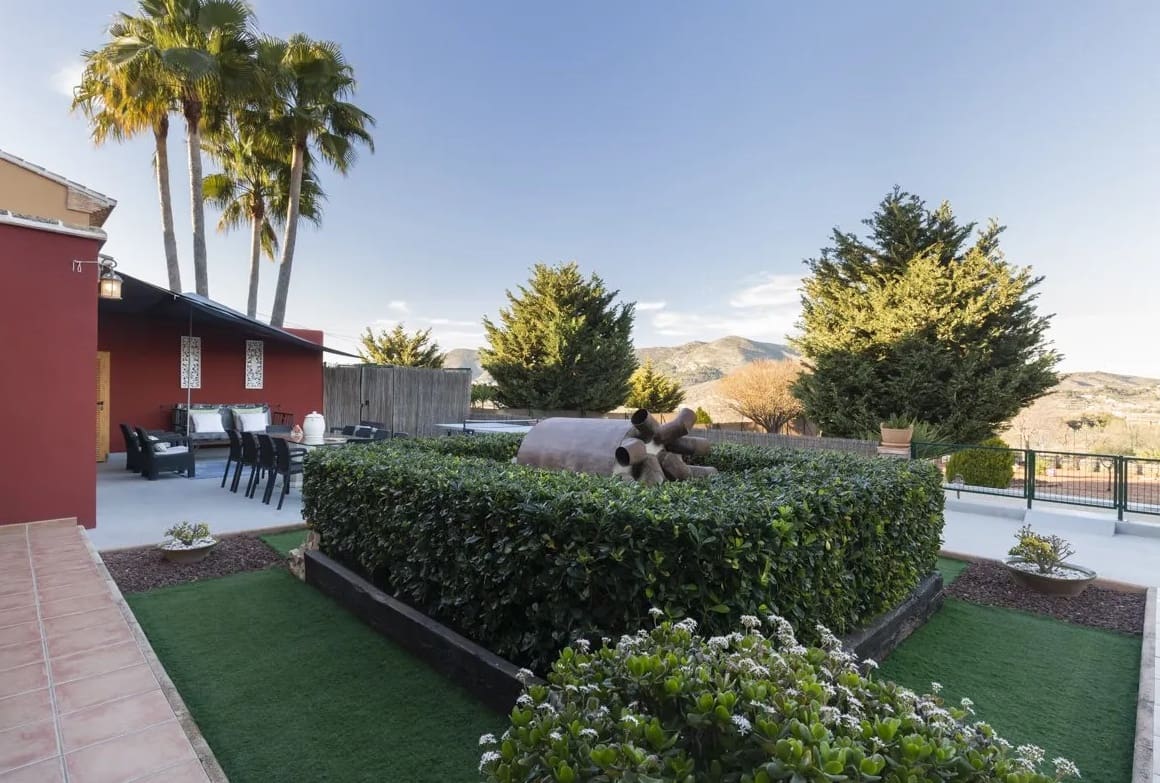 10 slaapkamer Finca/Landhuis te koop in Jalon / Xalo met zwembad garage - € 1.550.000 (Ref: 7489336)