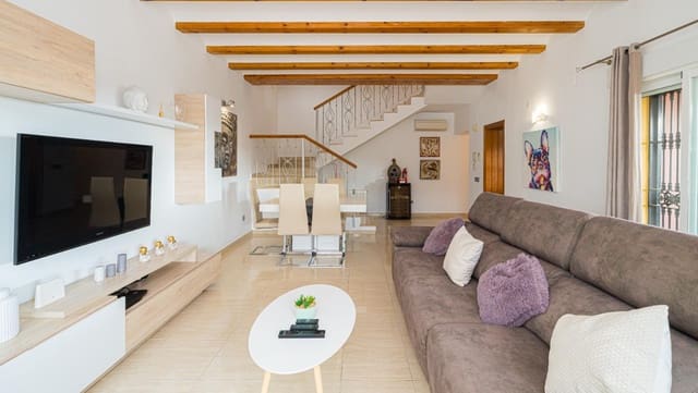 5 slaapkamer Villa te koop in Orba met zwembad garage - € 499.000 (Ref: 7743132)