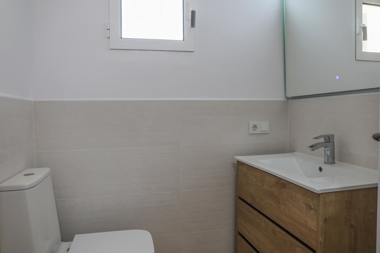 2 Zimmer Apartment zu verkaufen in Denia mit Pool - 381.000 € (Ref: 8030530)