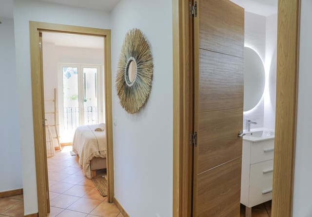 2 Zimmer Apartment zu verkaufen in Dénia mit Pool - 381.000 € (Ref: 8030530)