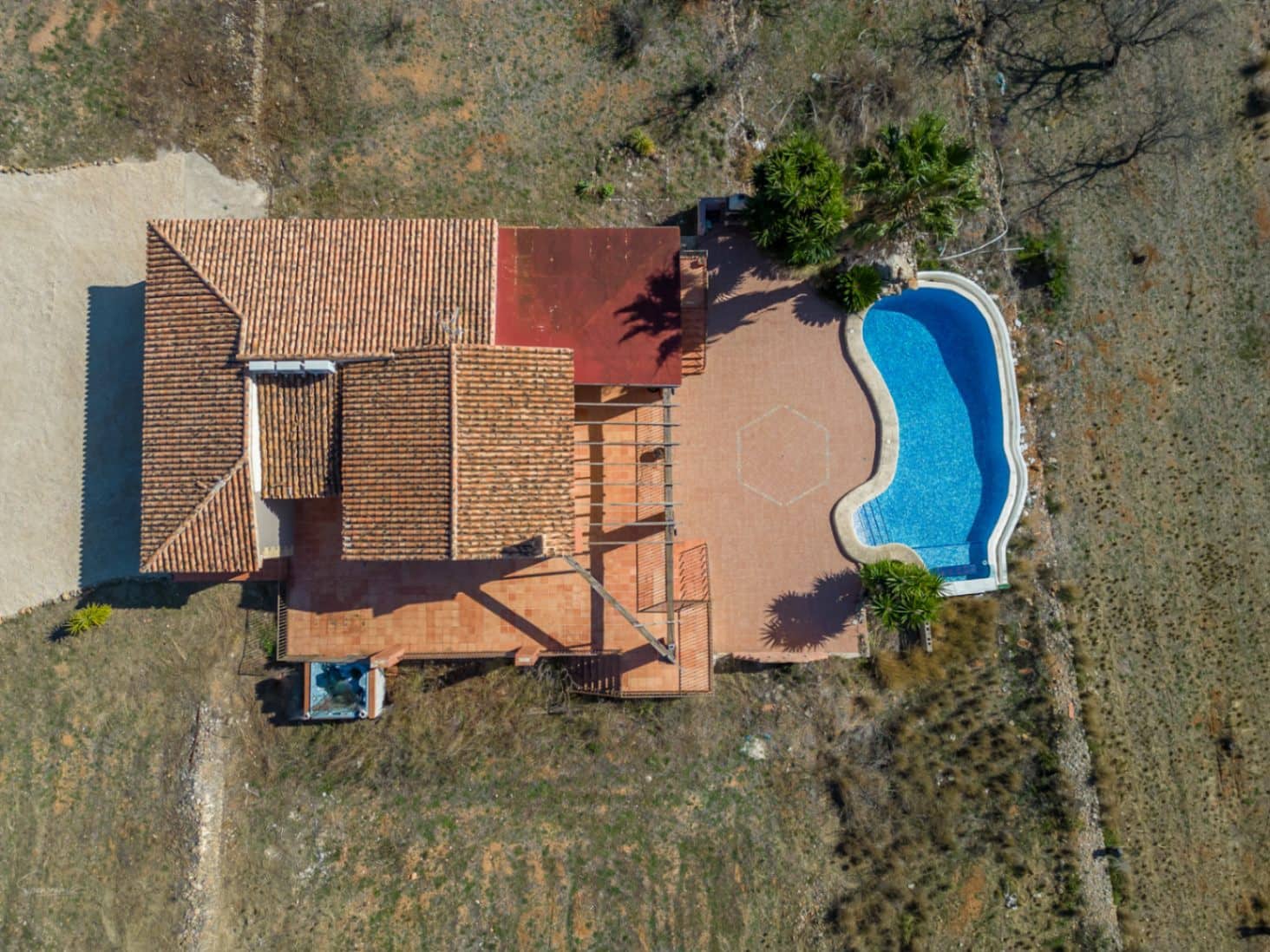 2 bedroom Villa for sale in Jalon / Xalo with pool - € 950,000 (Ref: 8133650)