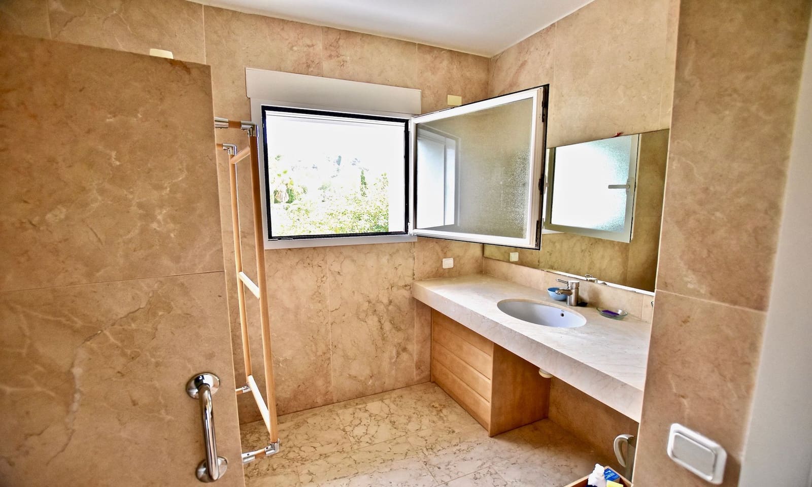 6 soveværelse Villa til salg i Javea / Xabia med swimmingpool garage - € 950.000 (Ref: 8215981)