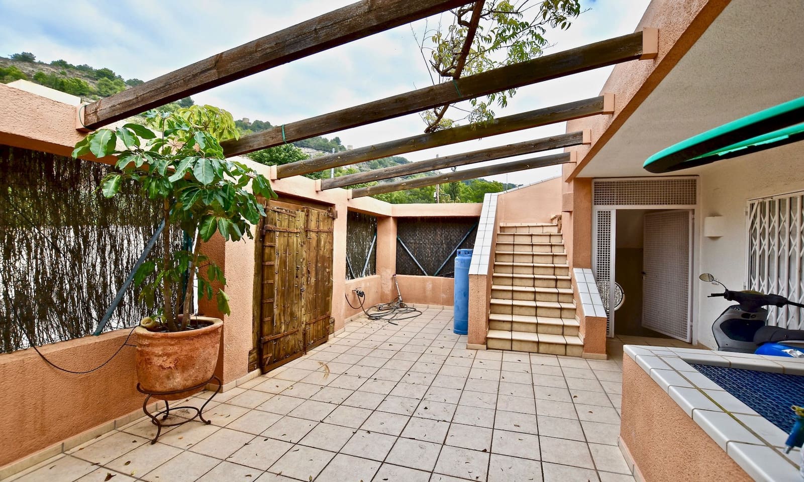 6 soveværelse Villa til salg i Javea / Xabia med swimmingpool garage - € 950.000 (Ref: 8215981)