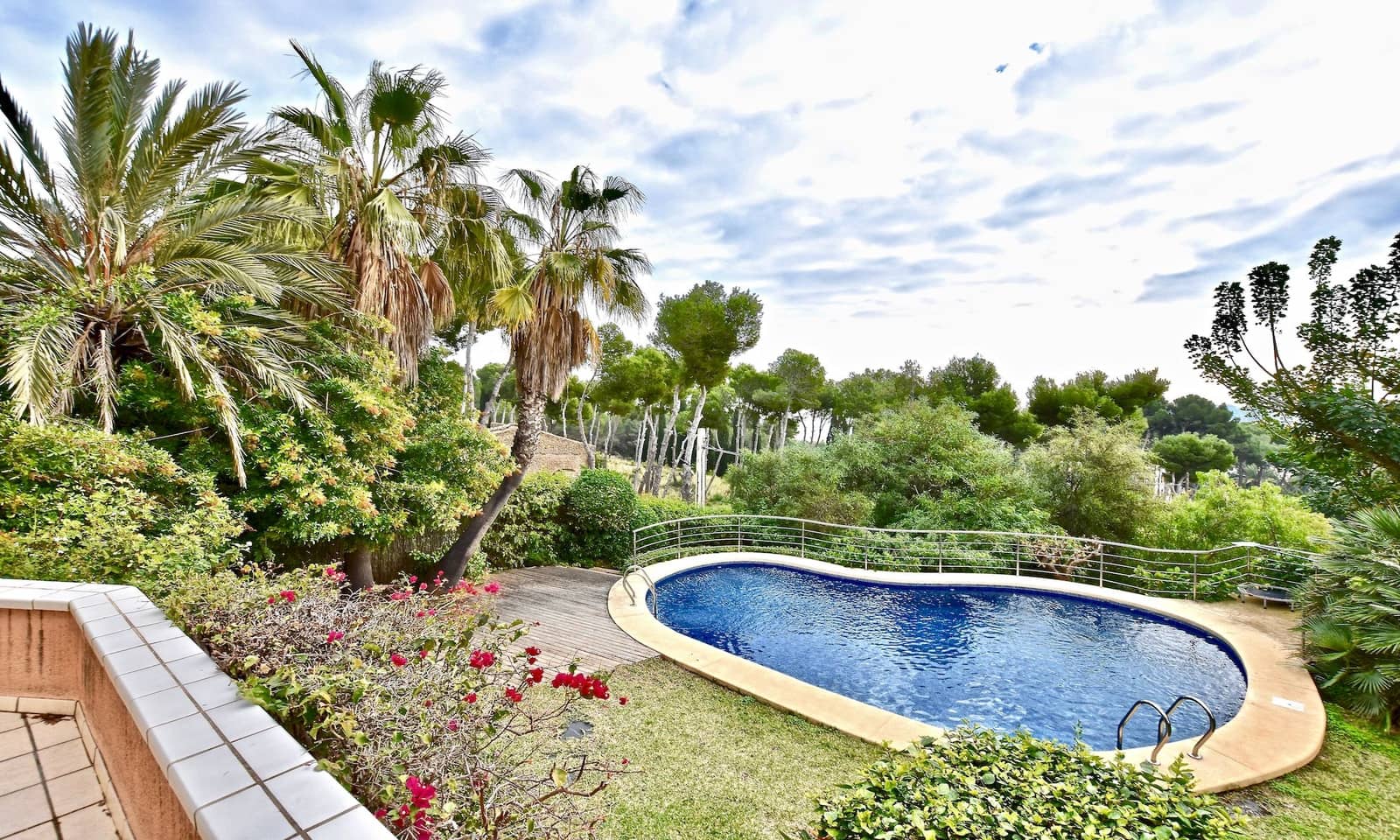 6 soveværelse Villa til salg i Javea / Xabia med swimmingpool garage - € 950.000 (Ref: 8215981)