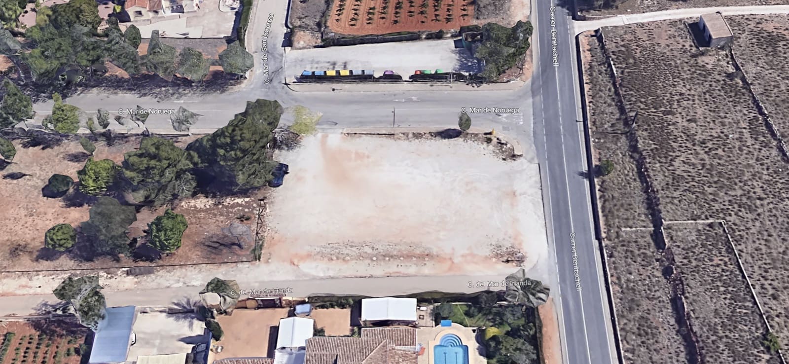 Grunde uden byggetilladelser til salg i Javea / Xabia - € 234.000 (Ref: 8215983)