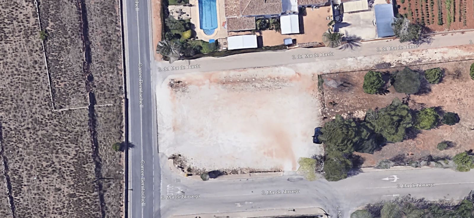 Grunde uden byggetilladelser til salg i Javea / Xabia - € 234.000 (Ref: 8215983)