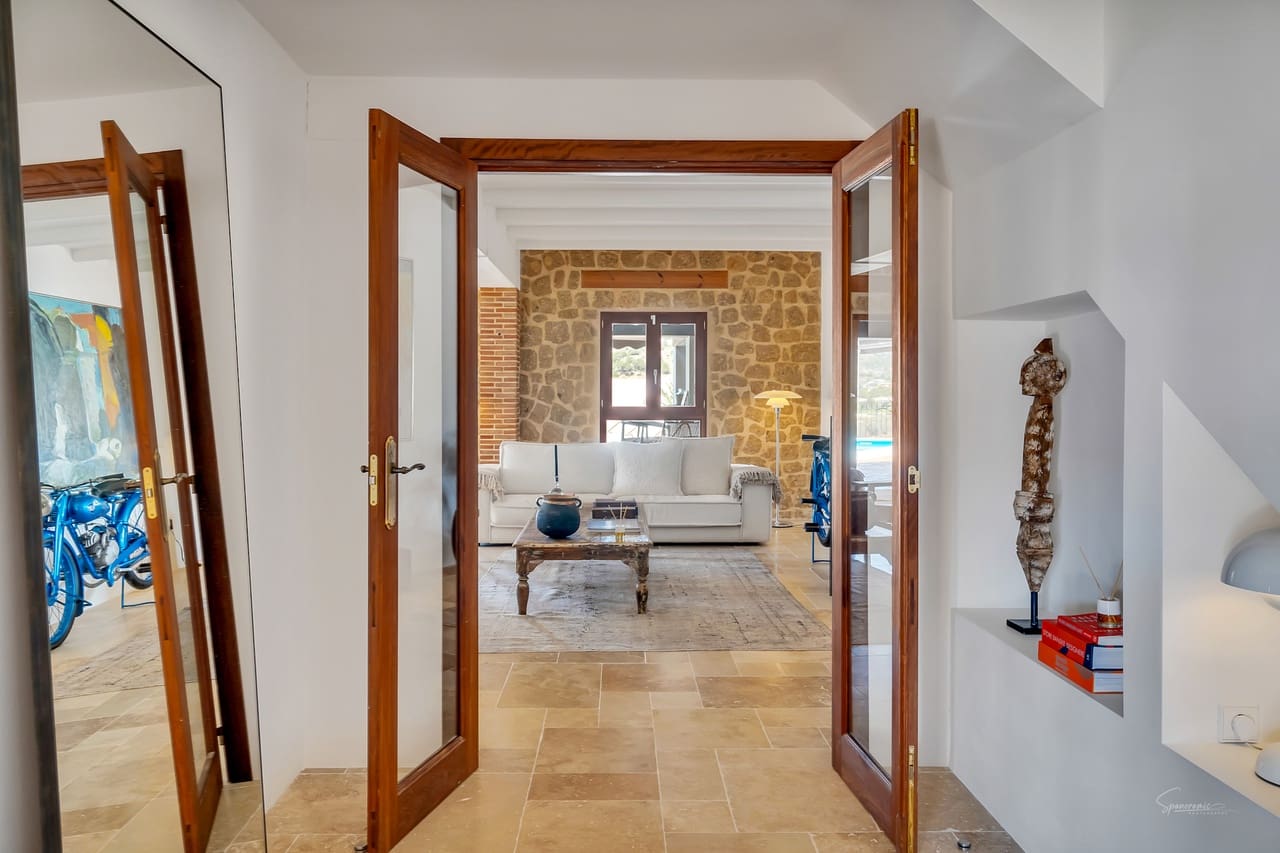 5 soveværelse Villa til salg i Lliber med swimmingpool - € 1.300.000 (Ref: 8216034)