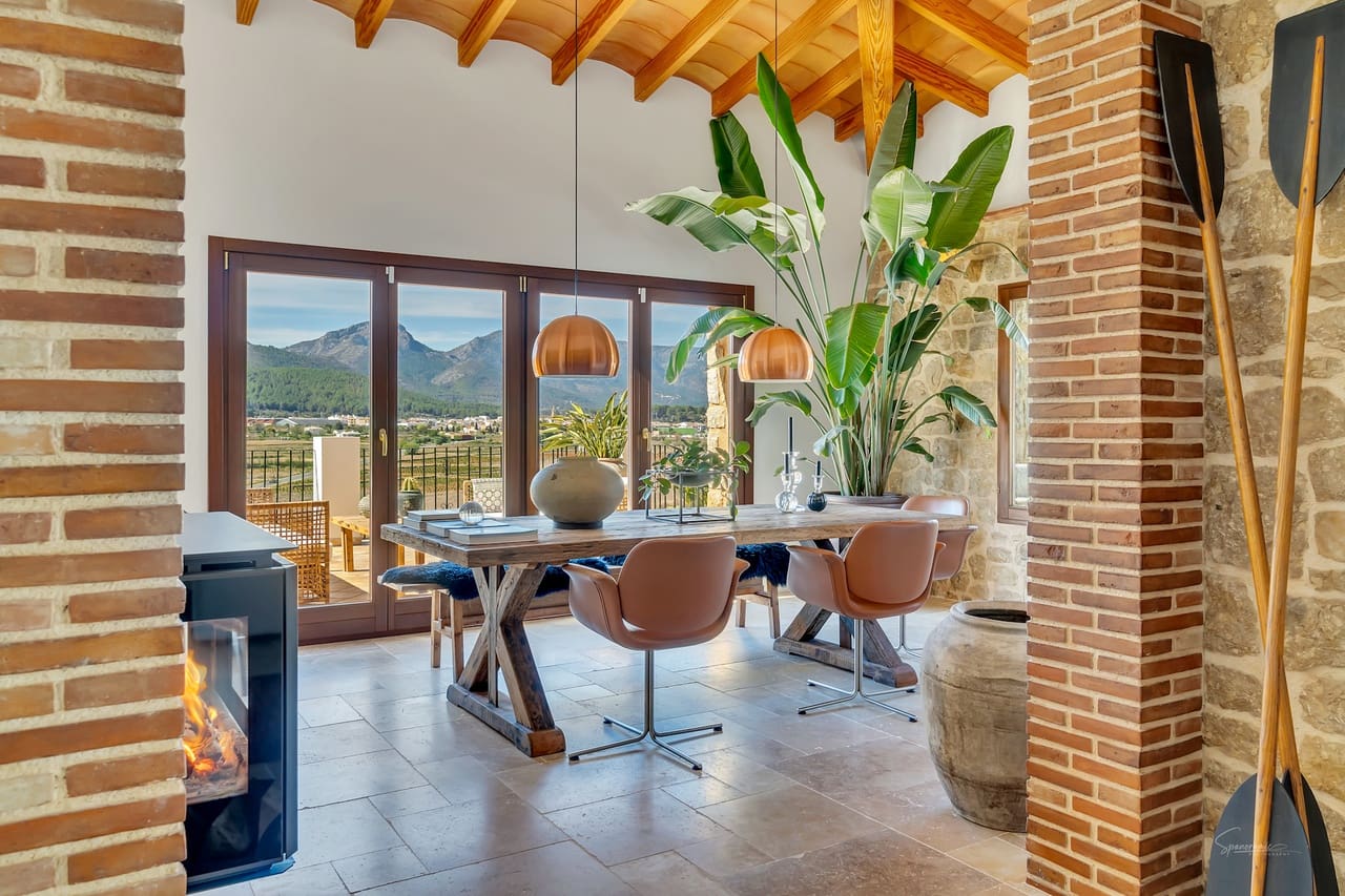 5 soveværelse Villa til salg i Lliber med swimmingpool - € 1.300.000 (Ref: 8216034)