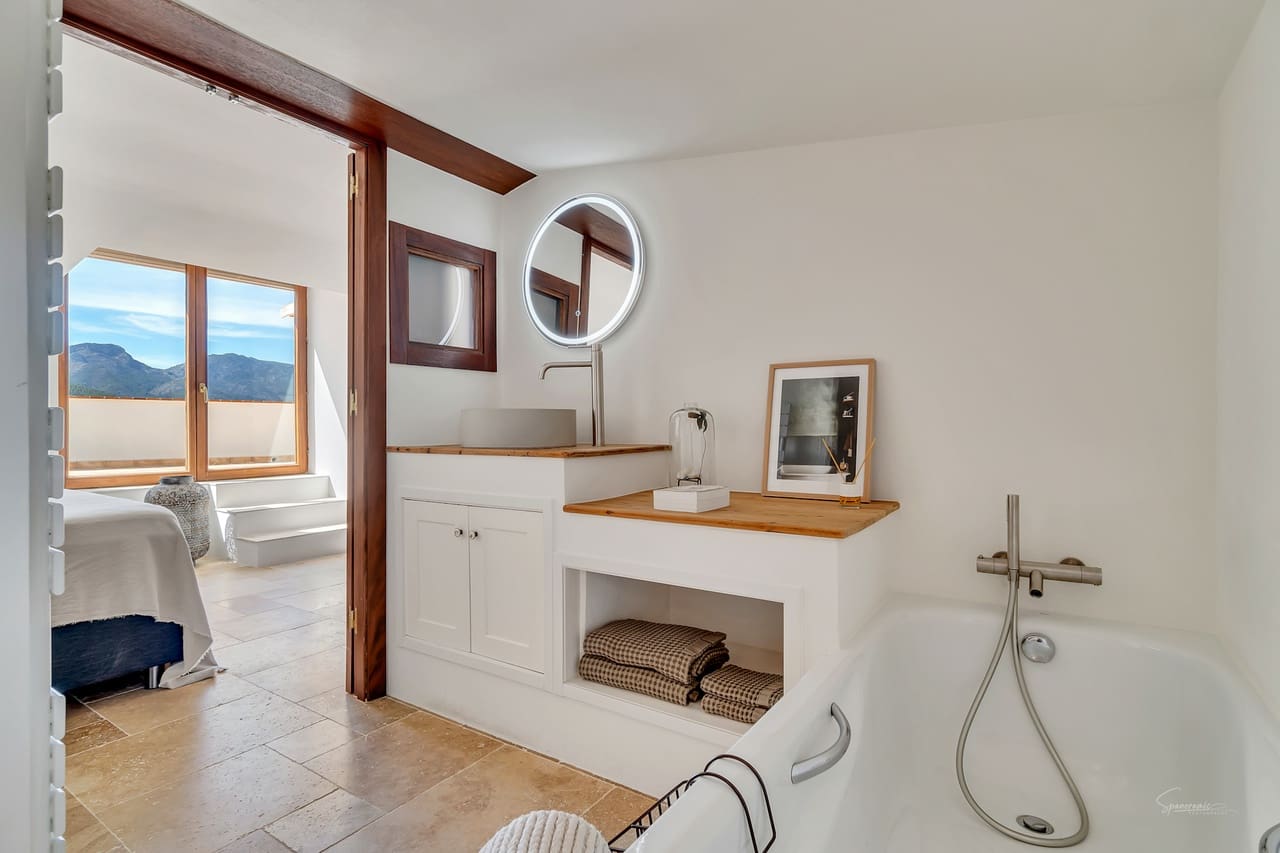 5 soveværelse Villa til salg i Lliber med swimmingpool - € 1.300.000 (Ref: 8216034)