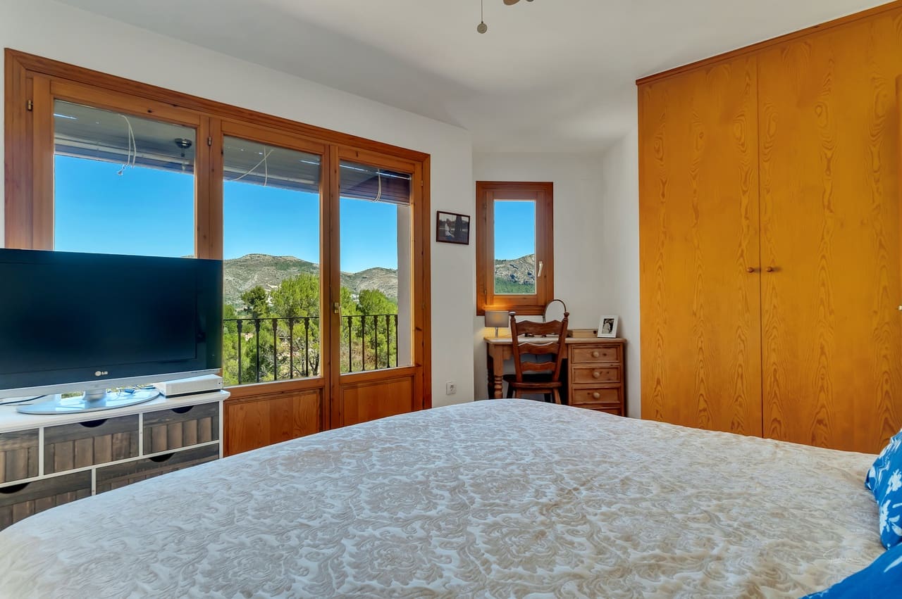 10 sypialnia Finka/Dom wiejski na sprzedaż w Jalon / Xalo z basenem - 1 115 000 € (Ref: 8296673)