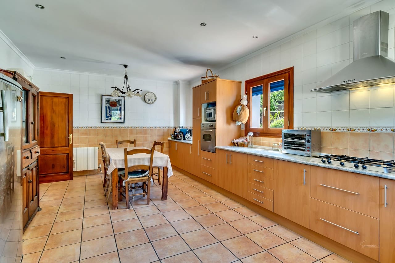 10 sypialnia Finka/Dom wiejski na sprzedaż w Jalon / Xalo z basenem - 1 115 000 € (Ref: 8296673)