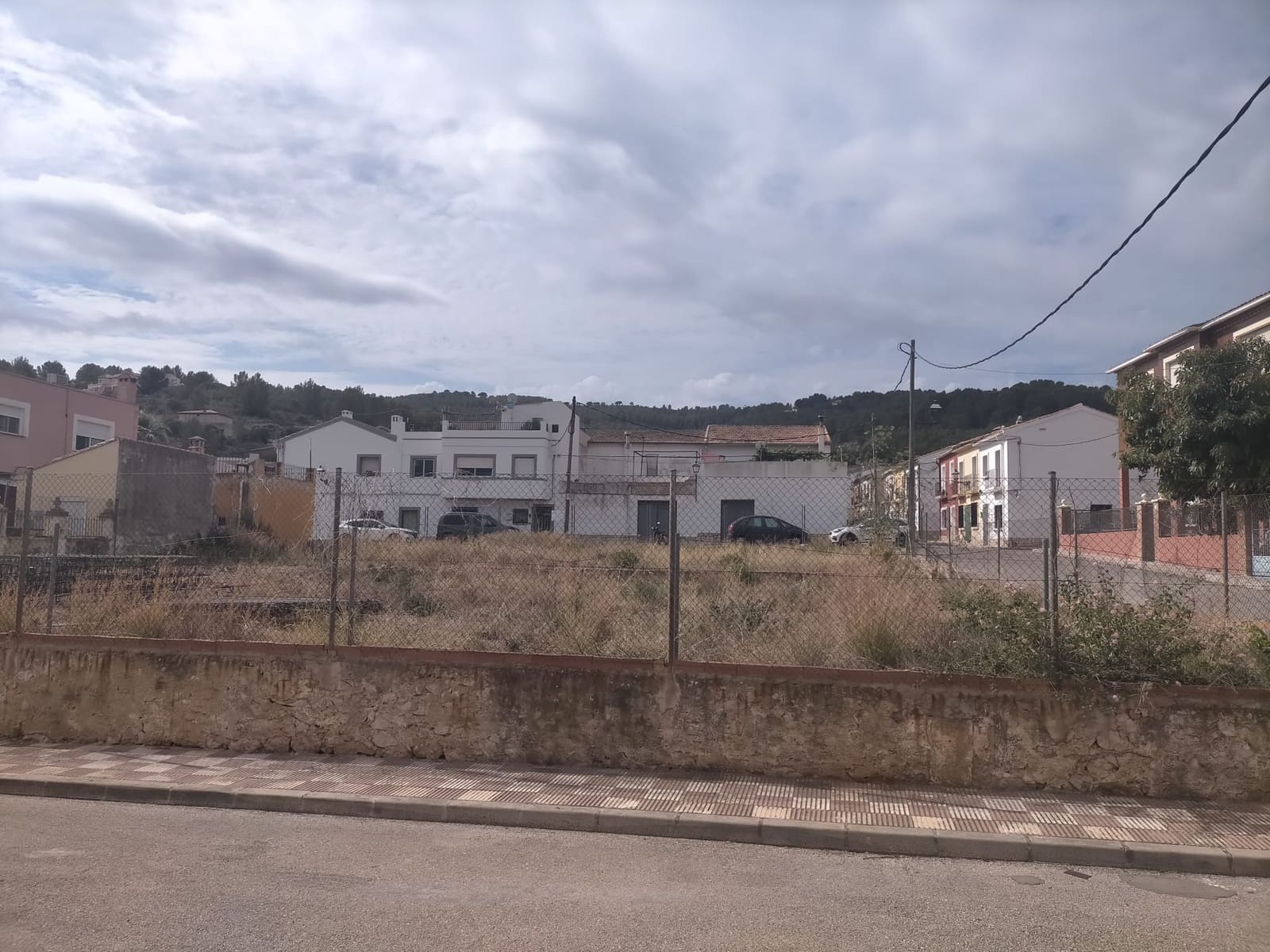 Grunde uden byggetilladelser til salg i Benidoleig - € 300.000 (Ref: 8353029)