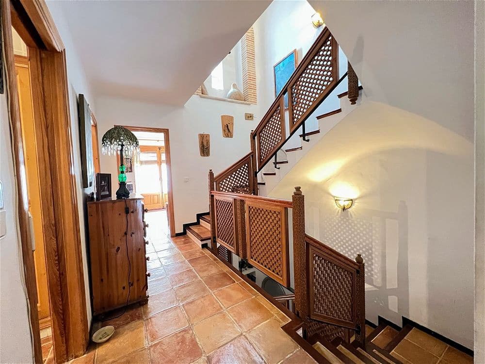 5 chambre Maison de Ville à vendre à Orba - 329 000 € (Ref: 8422313)