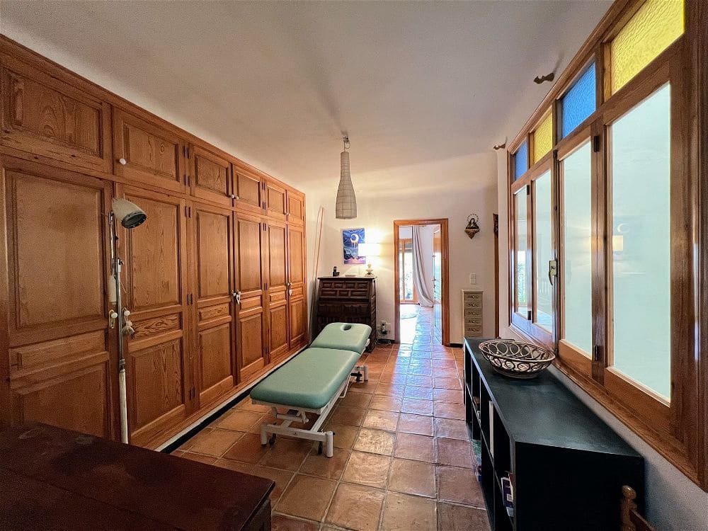 5 chambre Maison de Ville à vendre à Orba - 329 000 € (Ref: 8422313)