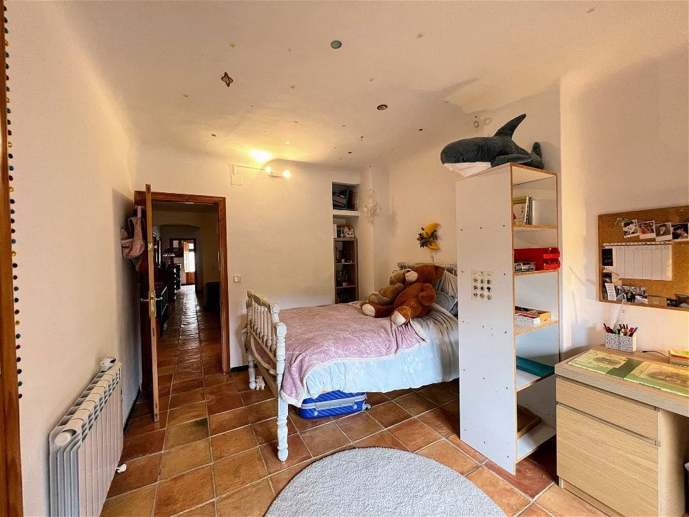 5 chambre Maison de Ville à vendre à Orba - 329 000 € (Ref: 8422313)