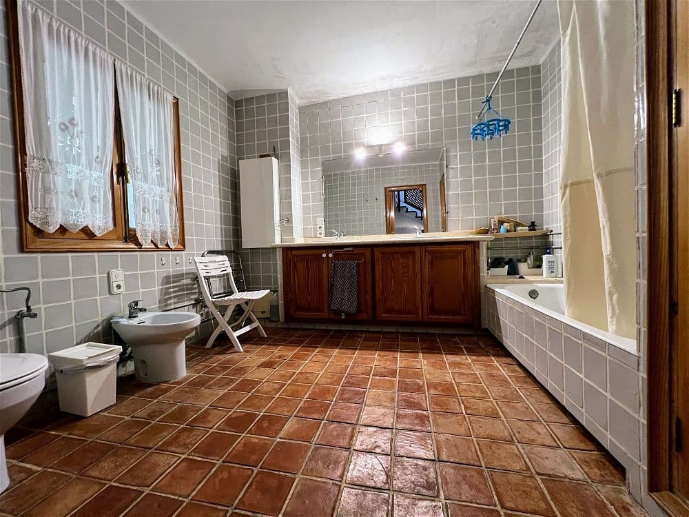 5 chambre Maison de Ville à vendre à Orba - 329 000 € (Ref: 8422313)