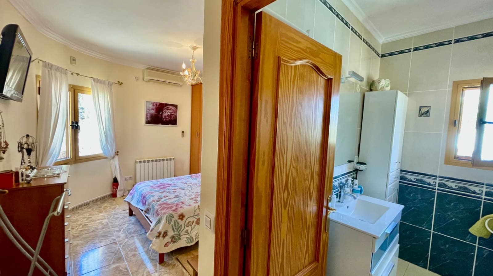 5 Zimmer Villa zu verkaufen in Parcent mit Pool - 399.950 € (Ref: 8472960)