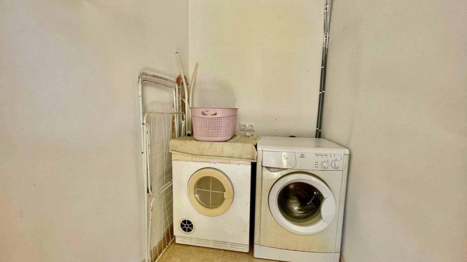 5 Zimmer Villa zu verkaufen in Parcent mit Pool - 399.950 € (Ref: 8472960)