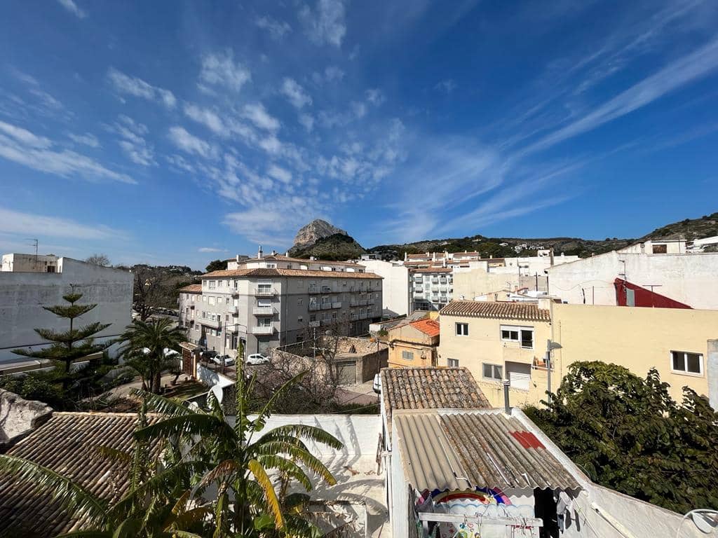 10 bedroom Townhouse for sale in Javea / Xabia - € 799,000 (Ref: 8671221)