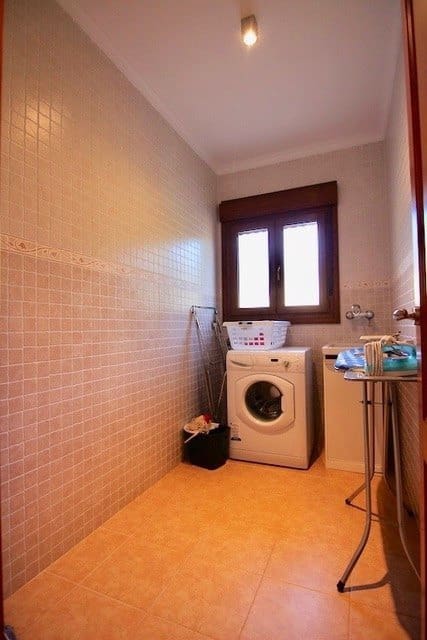 6 soverom Villa til salgs i Jalon / Xalo med svømmebasseng garasje - € 849 950 (Ref: 8671224)