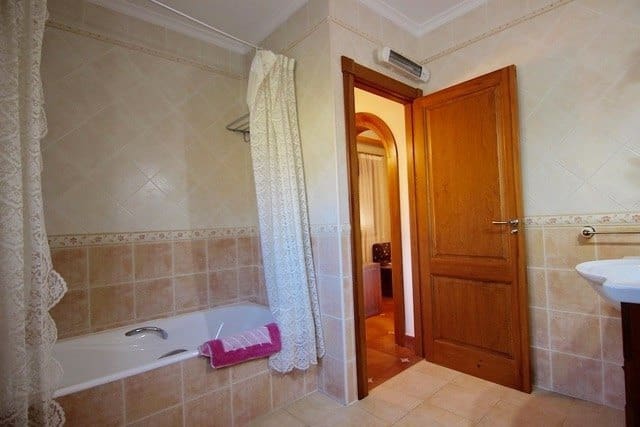 6 slaapkamer Villa te koop in Jalón / Xaló met zwembad garage - € 849.950 (Ref: 8671224)