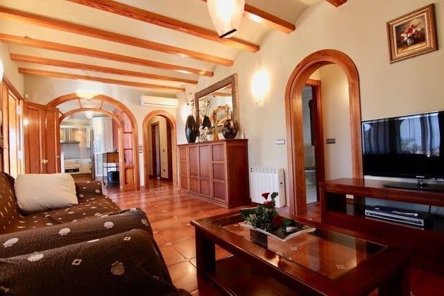 6 soverom Villa til salgs i Jalon / Xalo med svømmebasseng garasje - € 849 950 (Ref: 8671224)