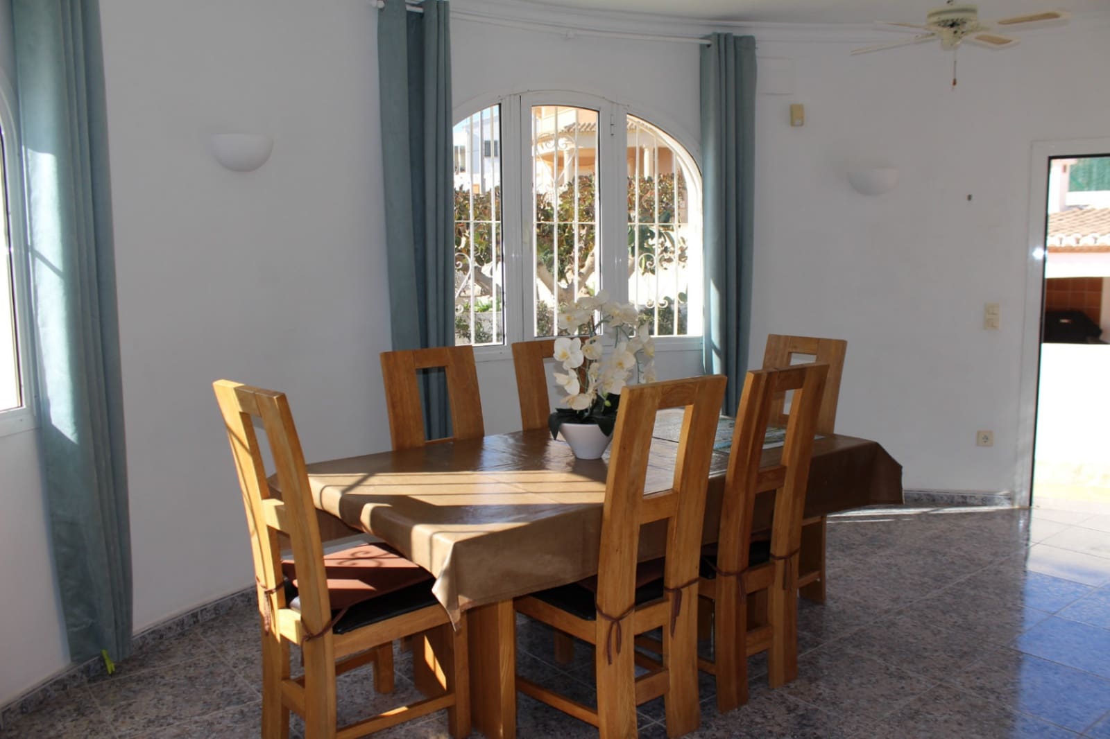 5 chambre Villa/Maison à vendre à Calpe / Calp avec piscine - 695 000 € (Ref: 8826488)