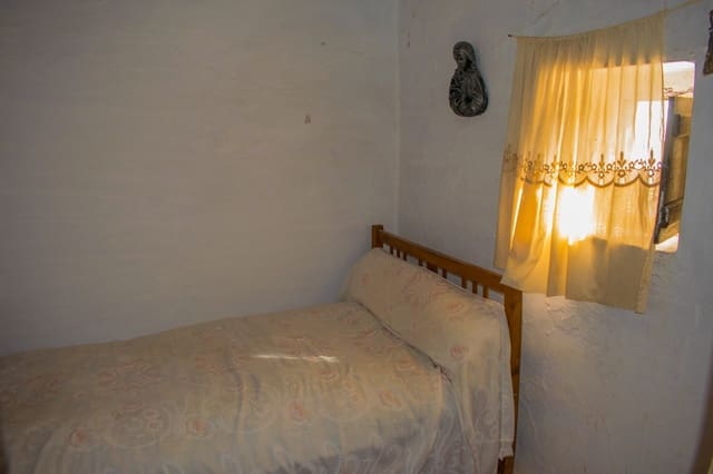 9 bedroom Townhouse for sale in Calpe / Calp - € 410,000 (Ref: 8826504)