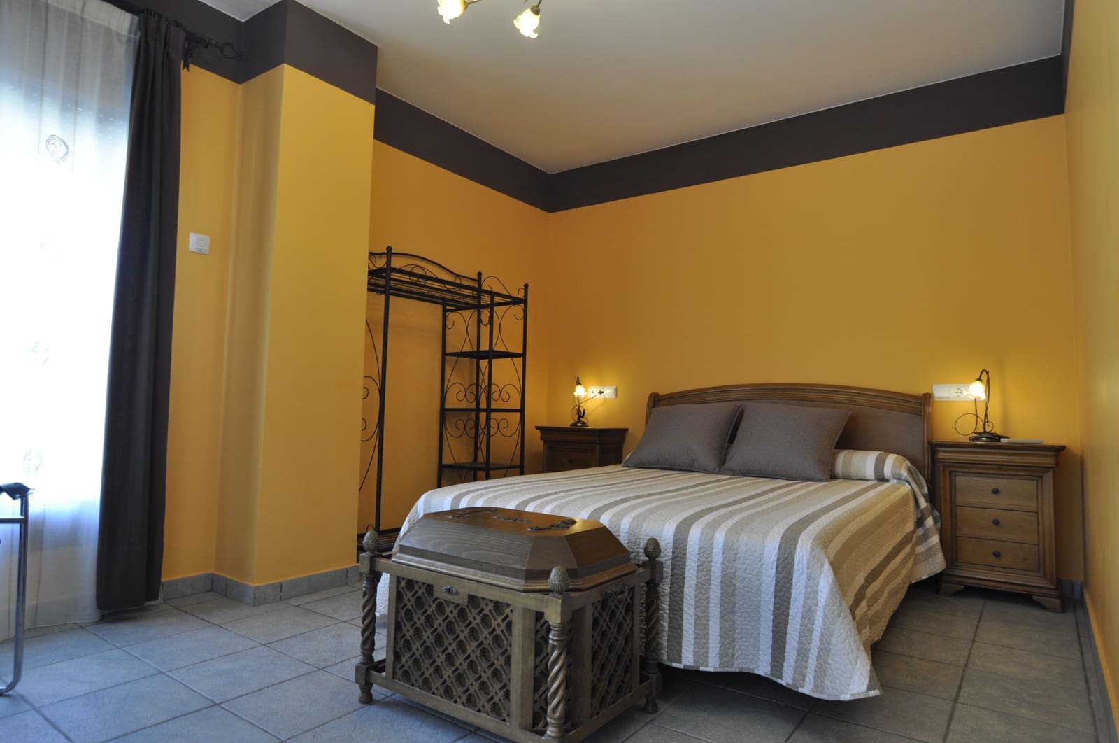 9 makuuhuone Huvila myytävänä paikassa Benissa mukana uima-altaan - 680 000 € (Ref: 8826512)