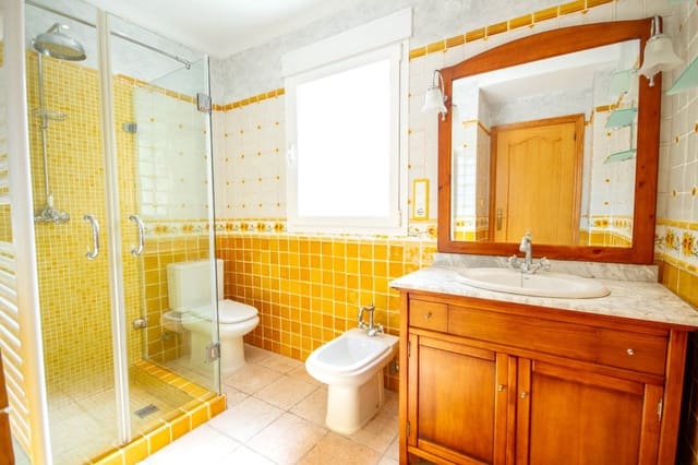 3 bedroom Villa for sale in Vall de Laguart with garage - € 375,000 (Ref: 8868176)