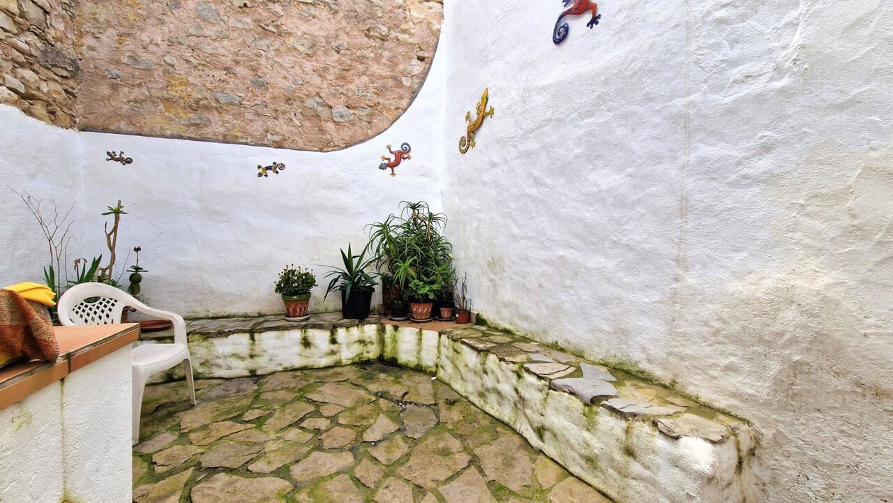 5 soveværelse Byhus til salg i Castell de Castells - € 199.950 (Ref: 8901307)