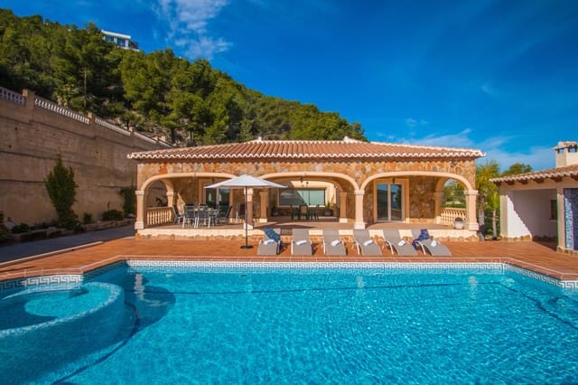 4 quarto Moradia para venda em Calpe / Calp com piscina - 670 000 € (Ref: 8901311)
