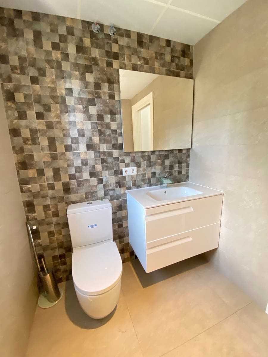 4 bedroom Villa for sale in Calpe / Calp with pool - € 900,000 (Ref: 8937985)