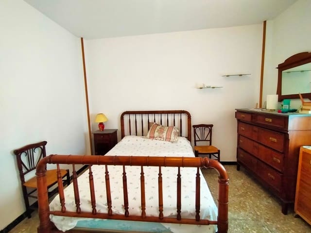 3 Zimmer Haus zu verkaufen in Orba mit Garage - 168.000 € (Ref: 8967302)