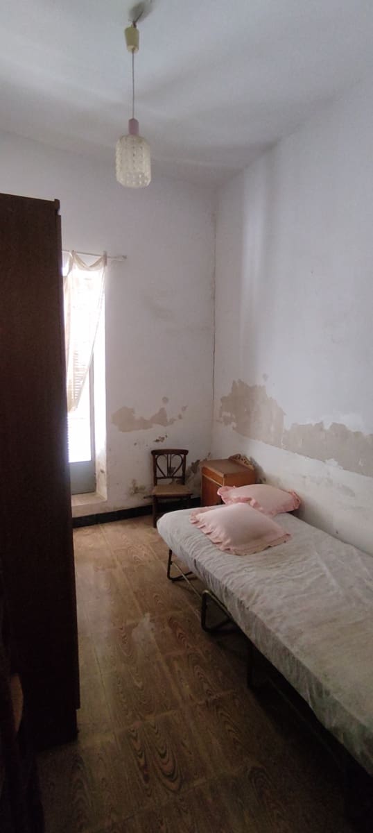 3 slaapkamer Huis te koop in Sagra - € 85.000 (Ref: 9113206)