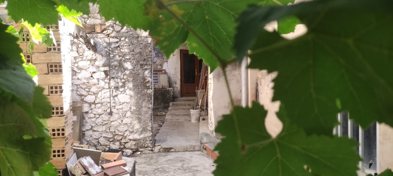 3 slaapkamer Huis te koop in Sagra - € 85.000 (Ref: 9113206)