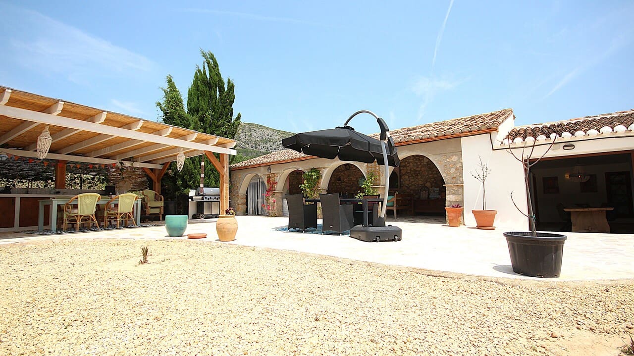 3 quarto Quinta/Casa Rural para venda em Alcalali / Alcanali - 695 000 € (Ref: 9162885)