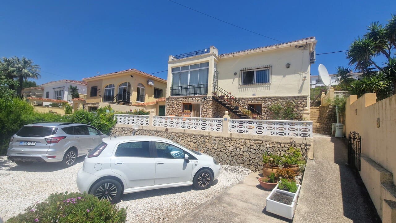 2 bedroom Villa for sale in Parcent - € 315,000 (Ref: 9162886)