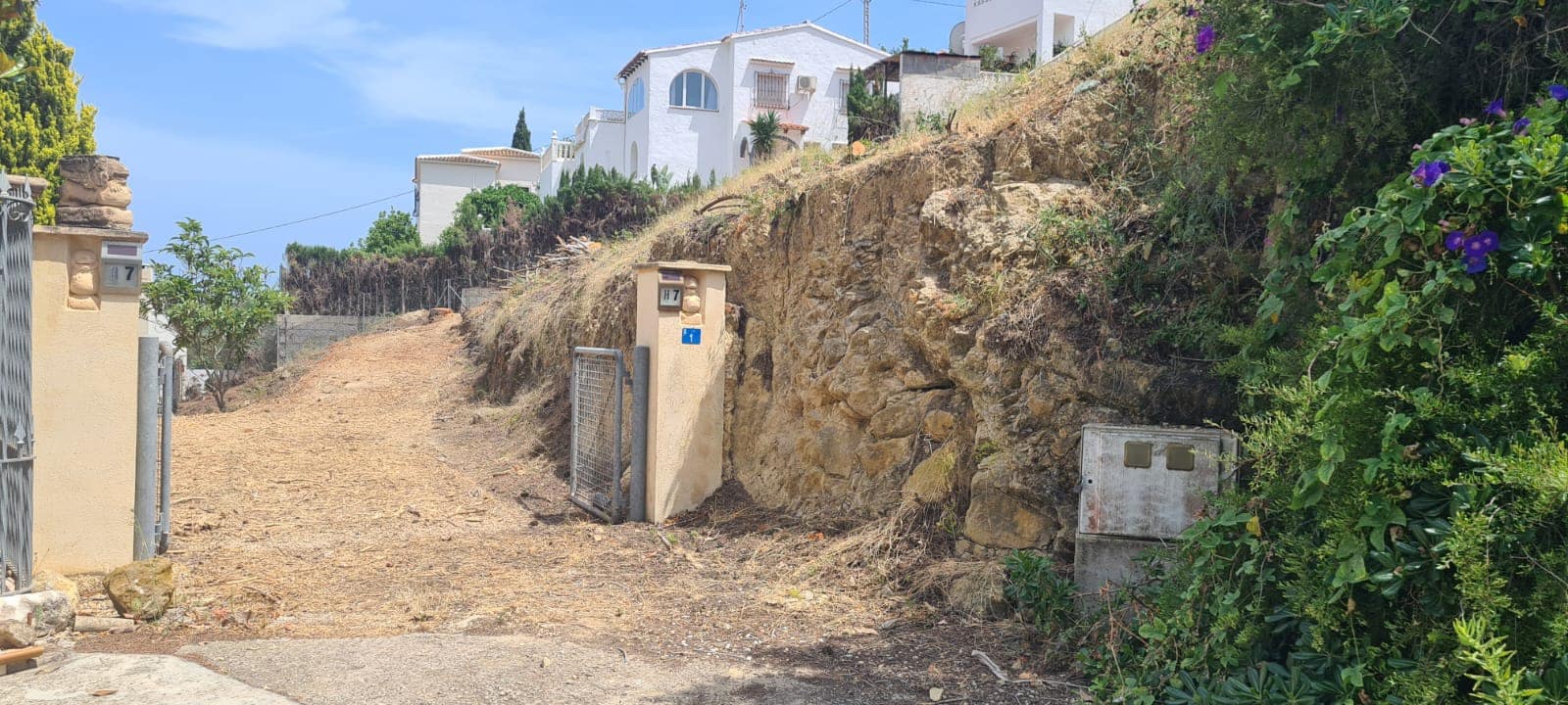 Grunde uden byggetilladelser til salg i Benissa - € 199.000 (Ref: 9163169)