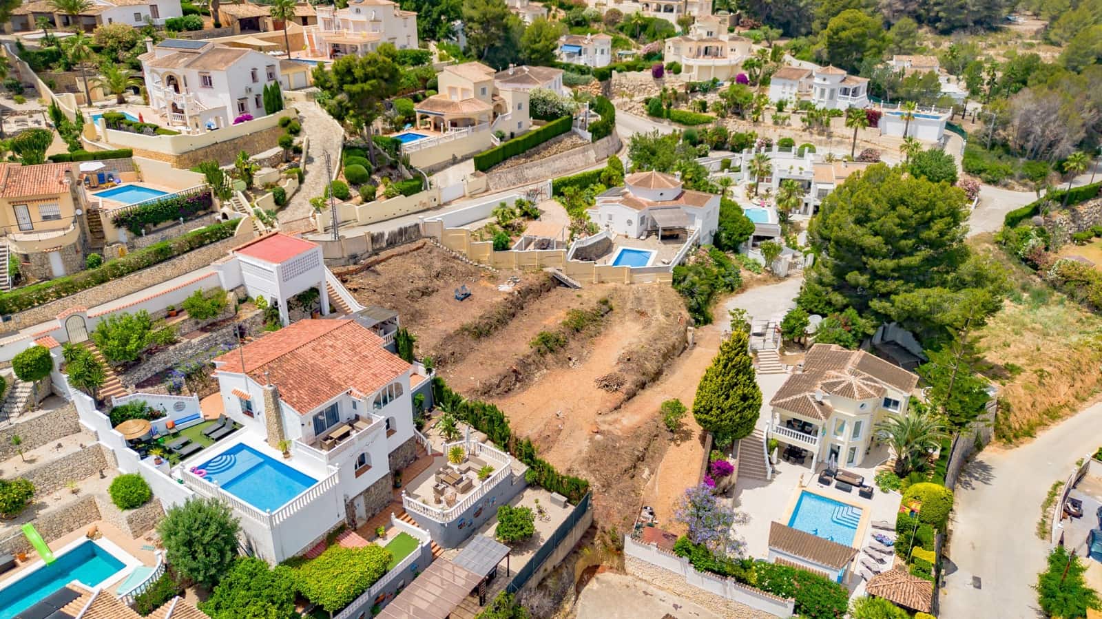 Grunde uden byggetilladelser til salg i Benissa - € 199.000 (Ref: 9163169)