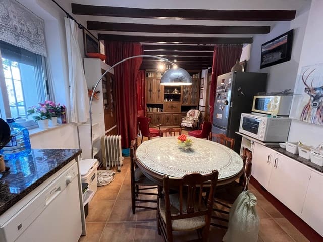 4 soveværelse Byhus til salg i Orba - € 170.000 (Ref: 9538997)