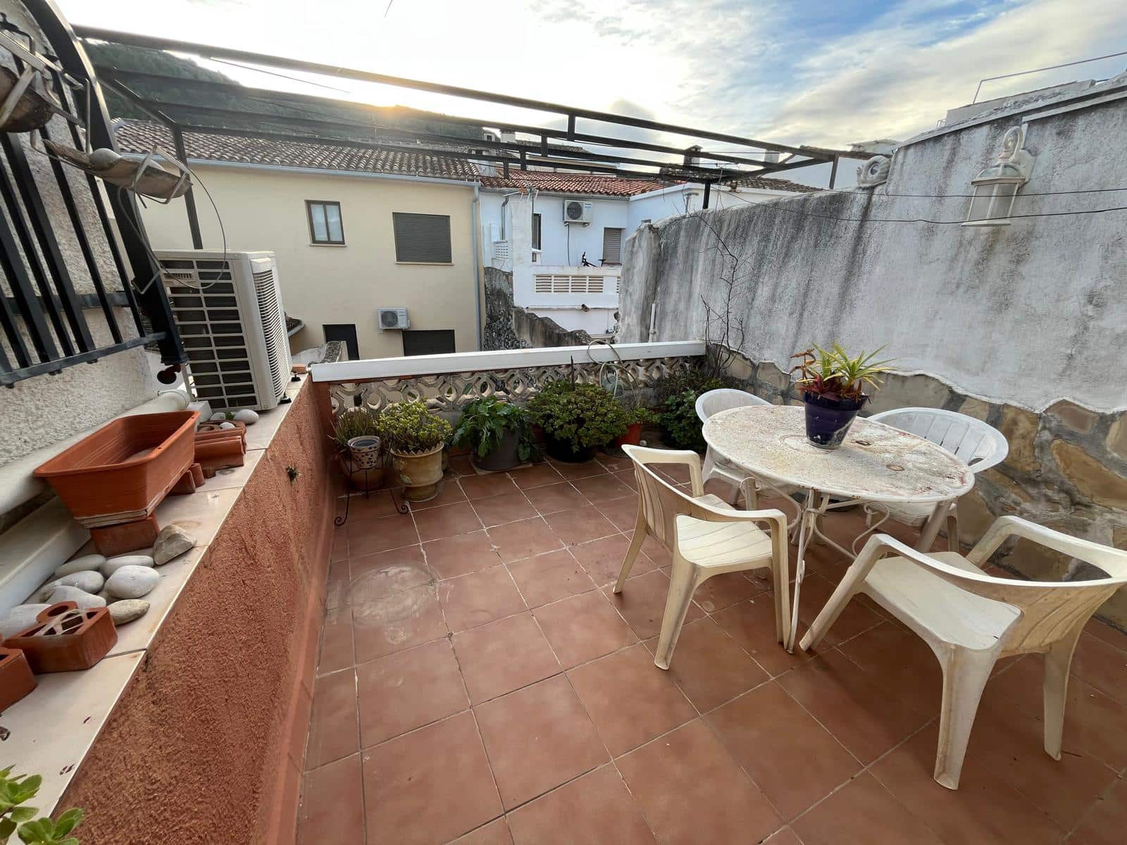 4 soveværelse Byhus til salg i Orba - € 170.000 (Ref: 9538997)